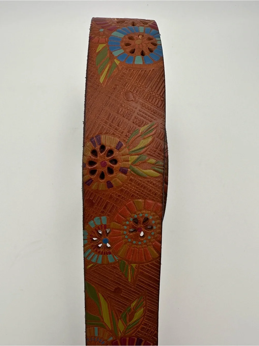 Vintage Fossil Painted Leather Floral Cutout Boho Belt BT3474998 Size Small